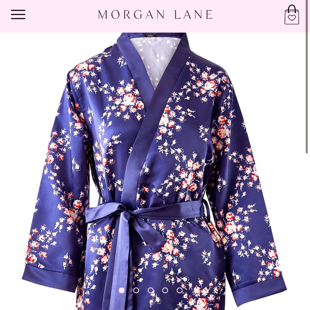 Morgan Lane Robe - Picture 1 of 6